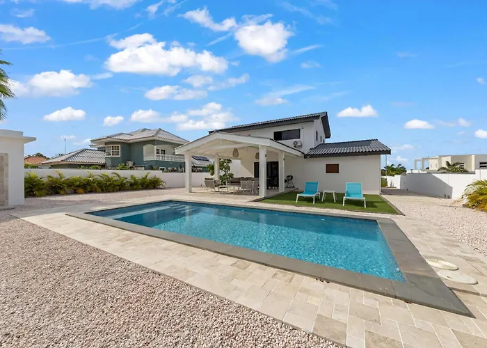 3 Bedroom Cozy Villa Close To Jan Thiel Beach