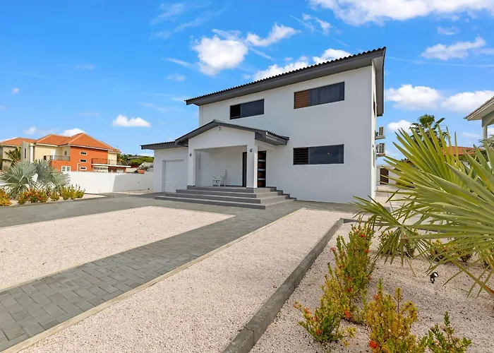 3 Bedroom Cozy Villa Close To Jan Thiel Beach